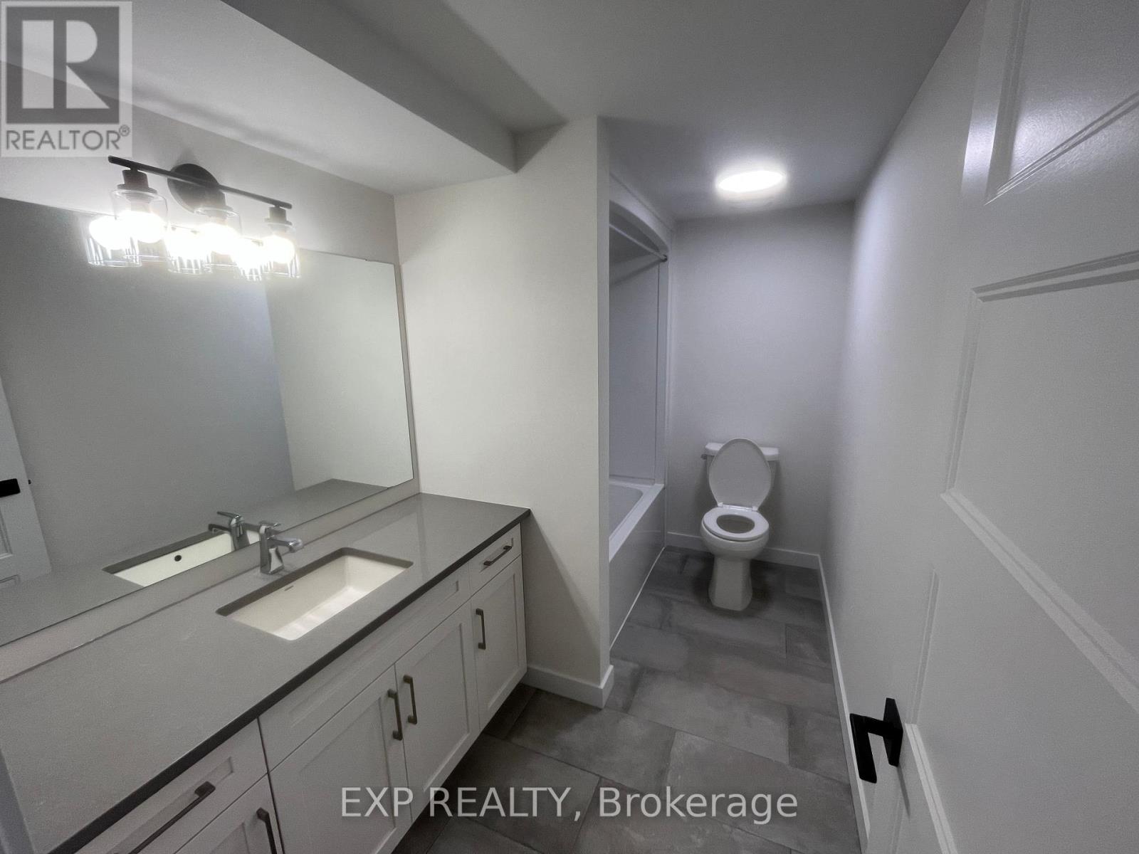 237 Cypress Street Property Photo 7