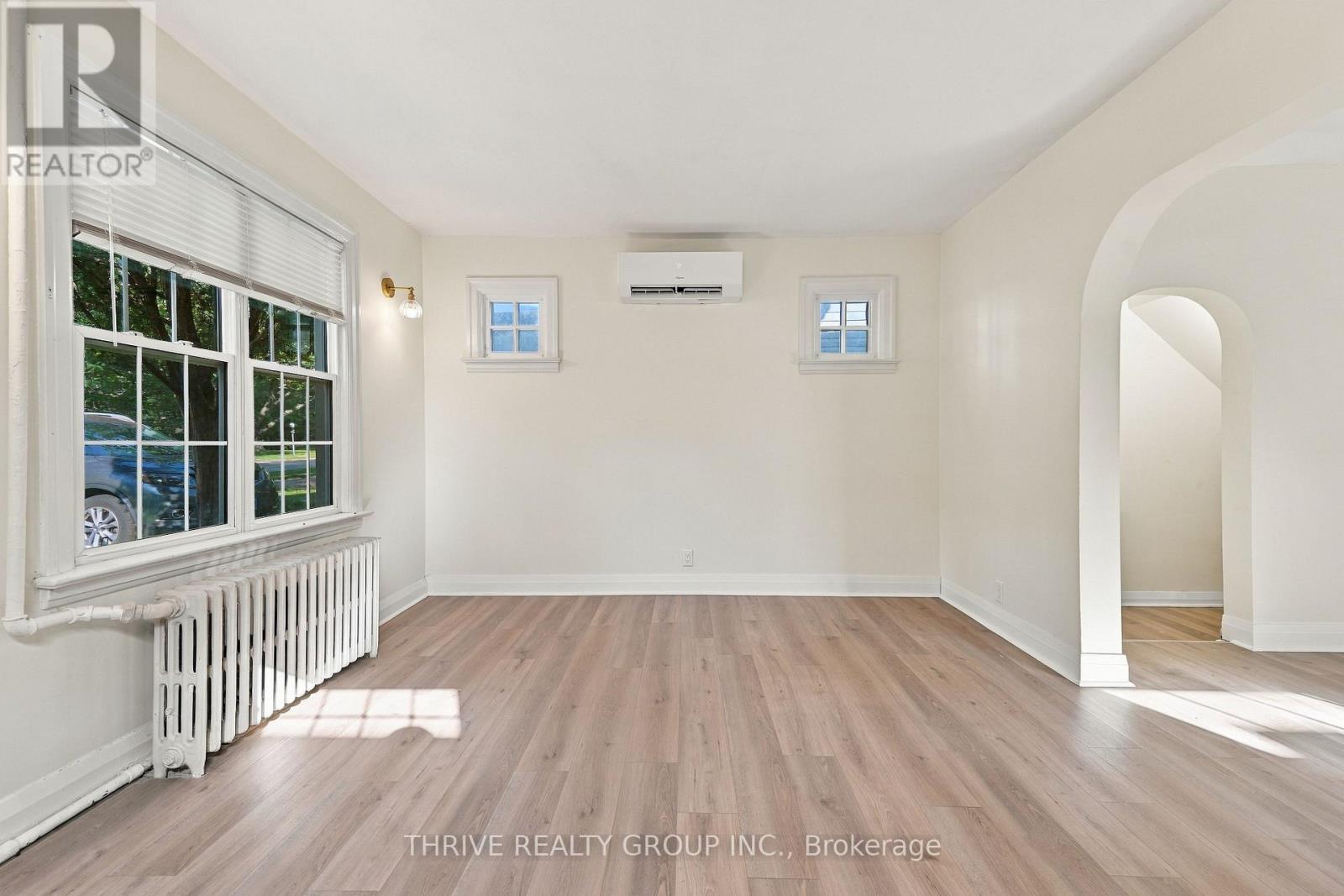 966 Colborne Street Property Photo 10