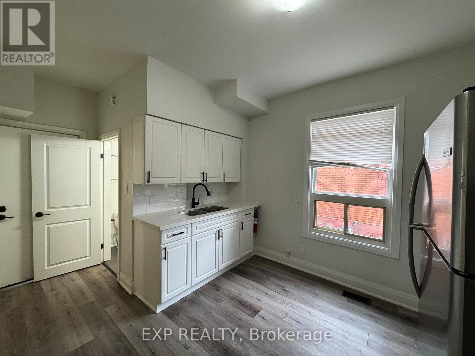 58 Arthur Avenue N Property Photo 10