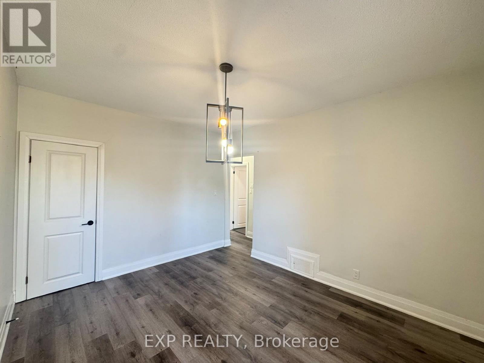 58 Arthur Avenue N Property Photo 13