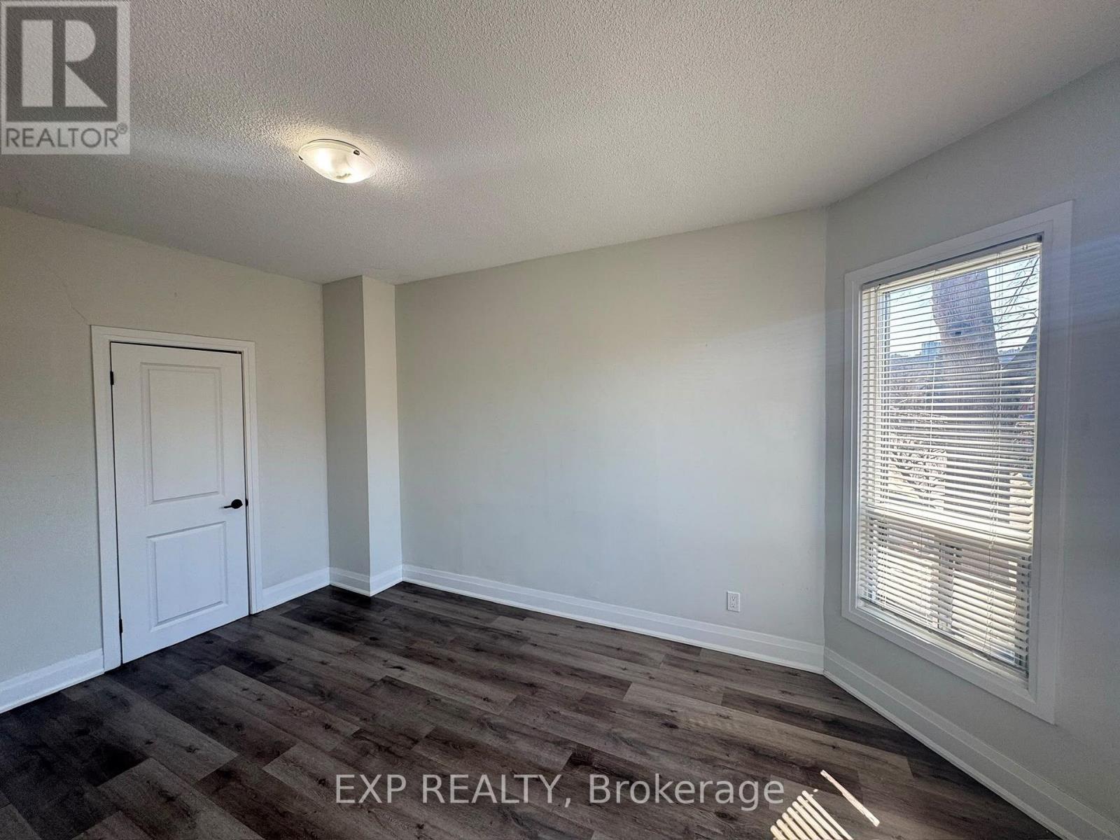 58 Arthur Avenue N Property Photo 19