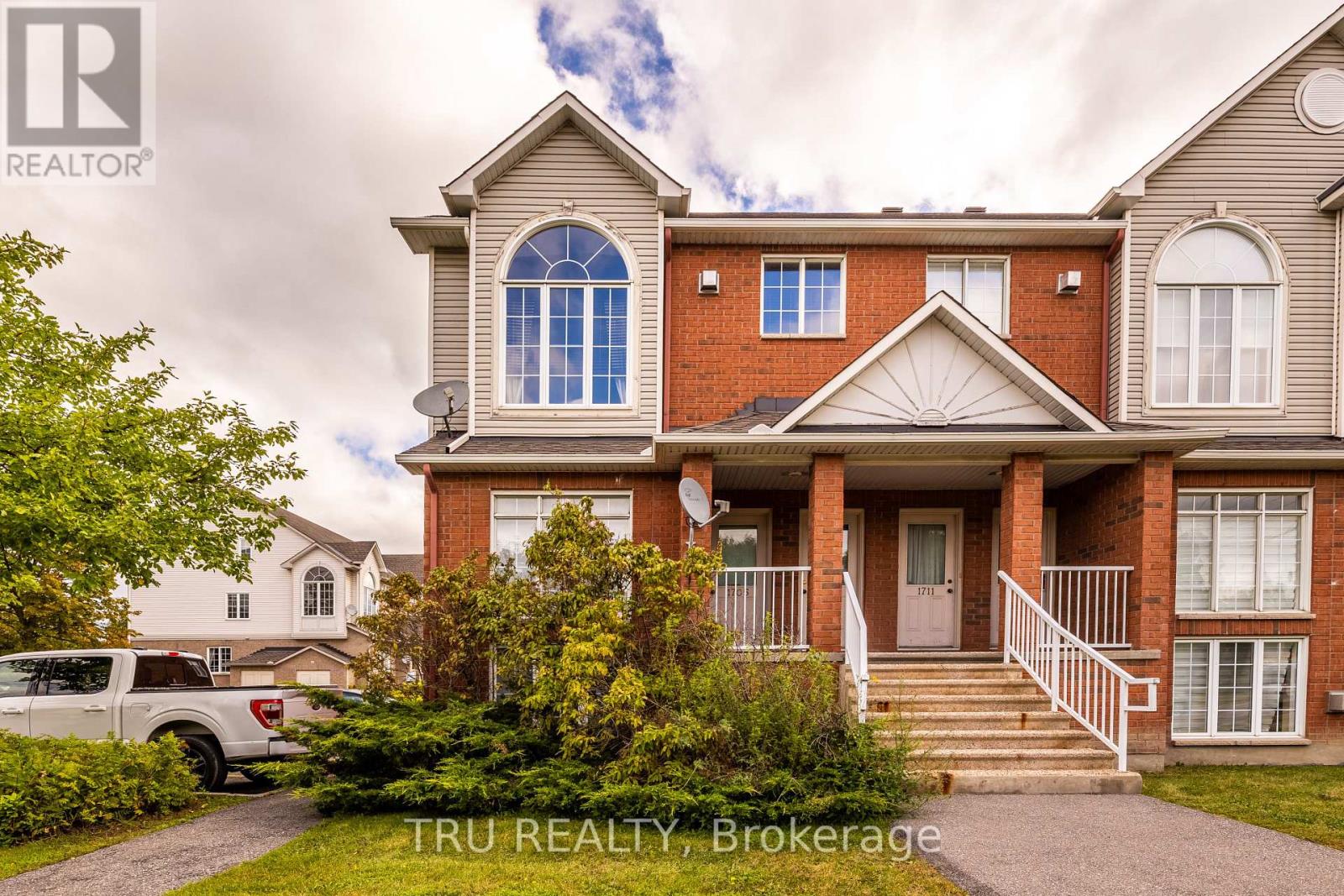 1707 BLOHM DRIVE Property Photo 1