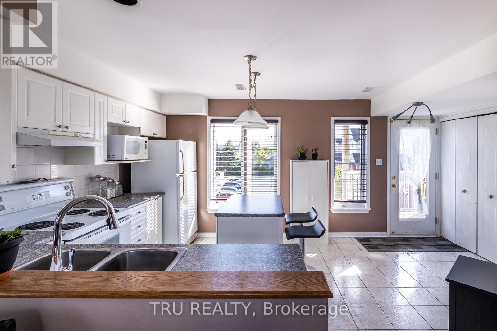 1707 Blohm Drive Property Photo 8