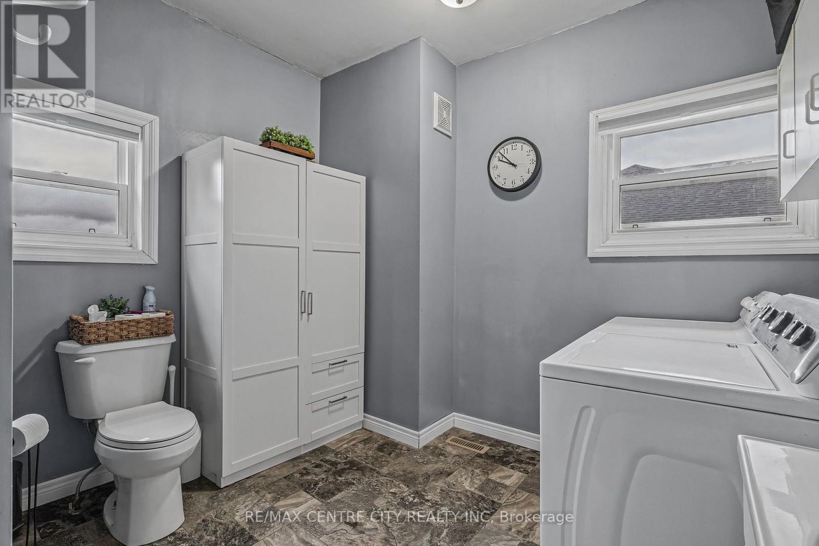 163547 Brownsville Road Property Photo 47