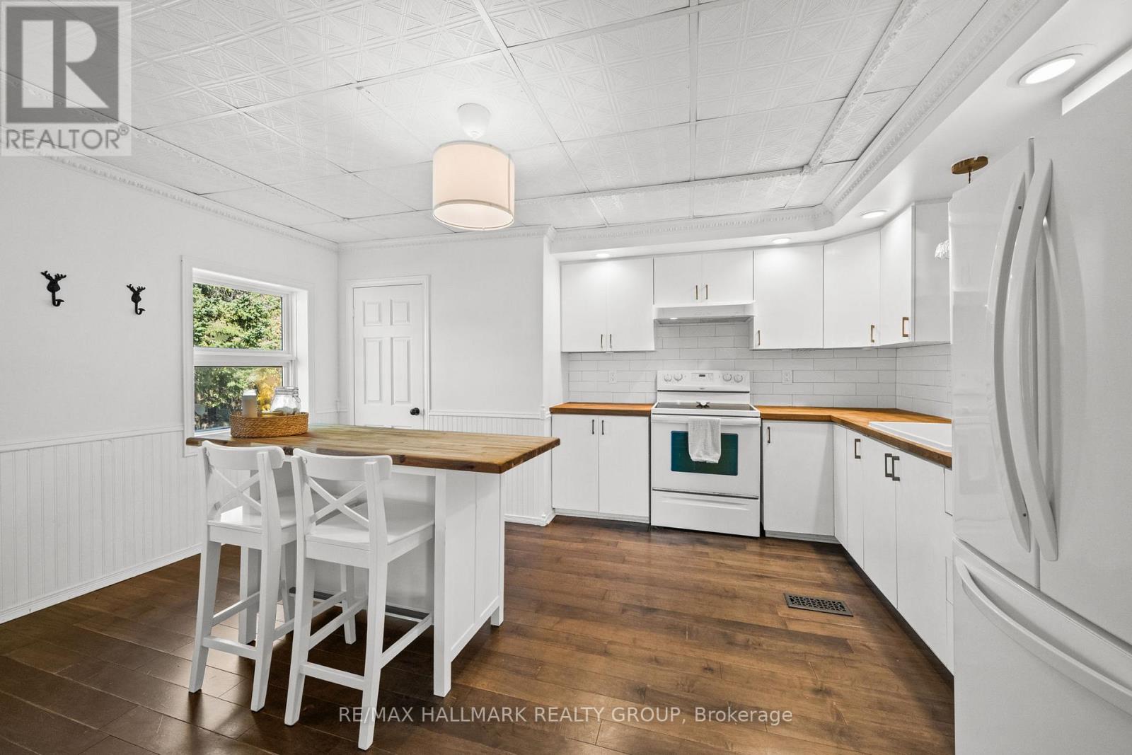 5001 Dunning Road Property Photo 15