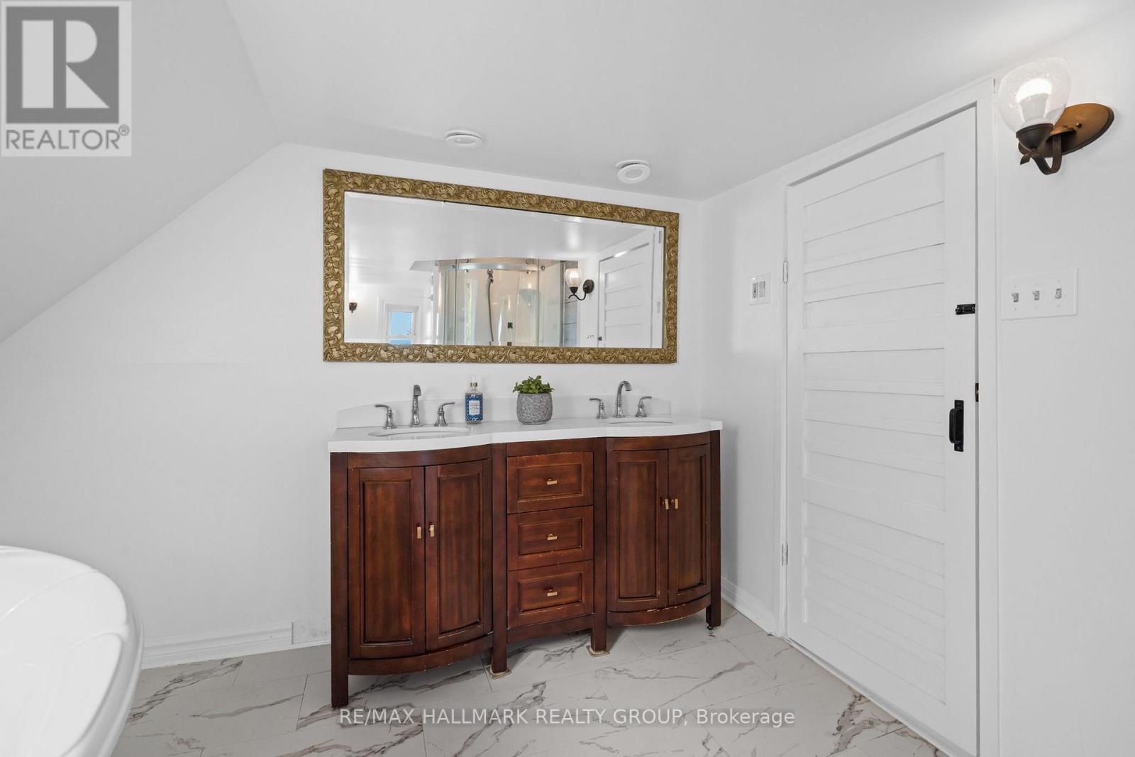 5001 Dunning Road Property Photo 28