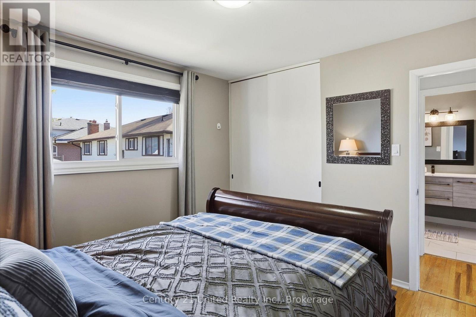 898 Sydenham Road Property Photo 22