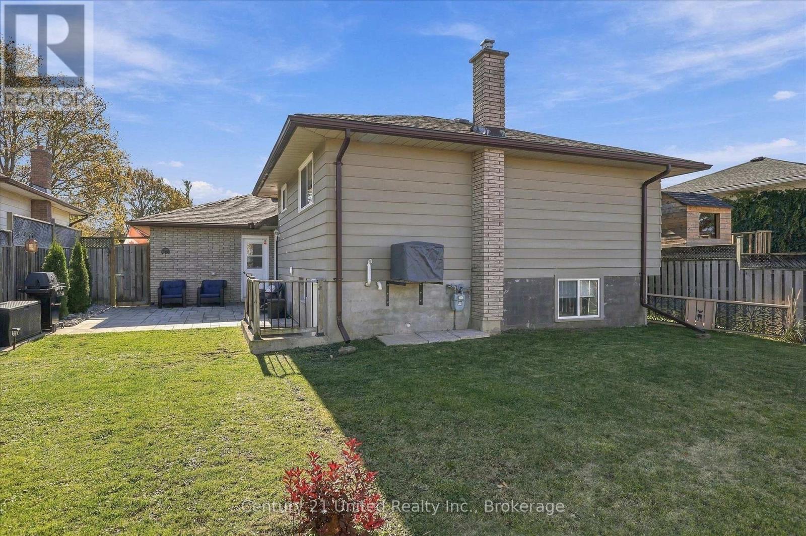898 Sydenham Road Property Photo 41