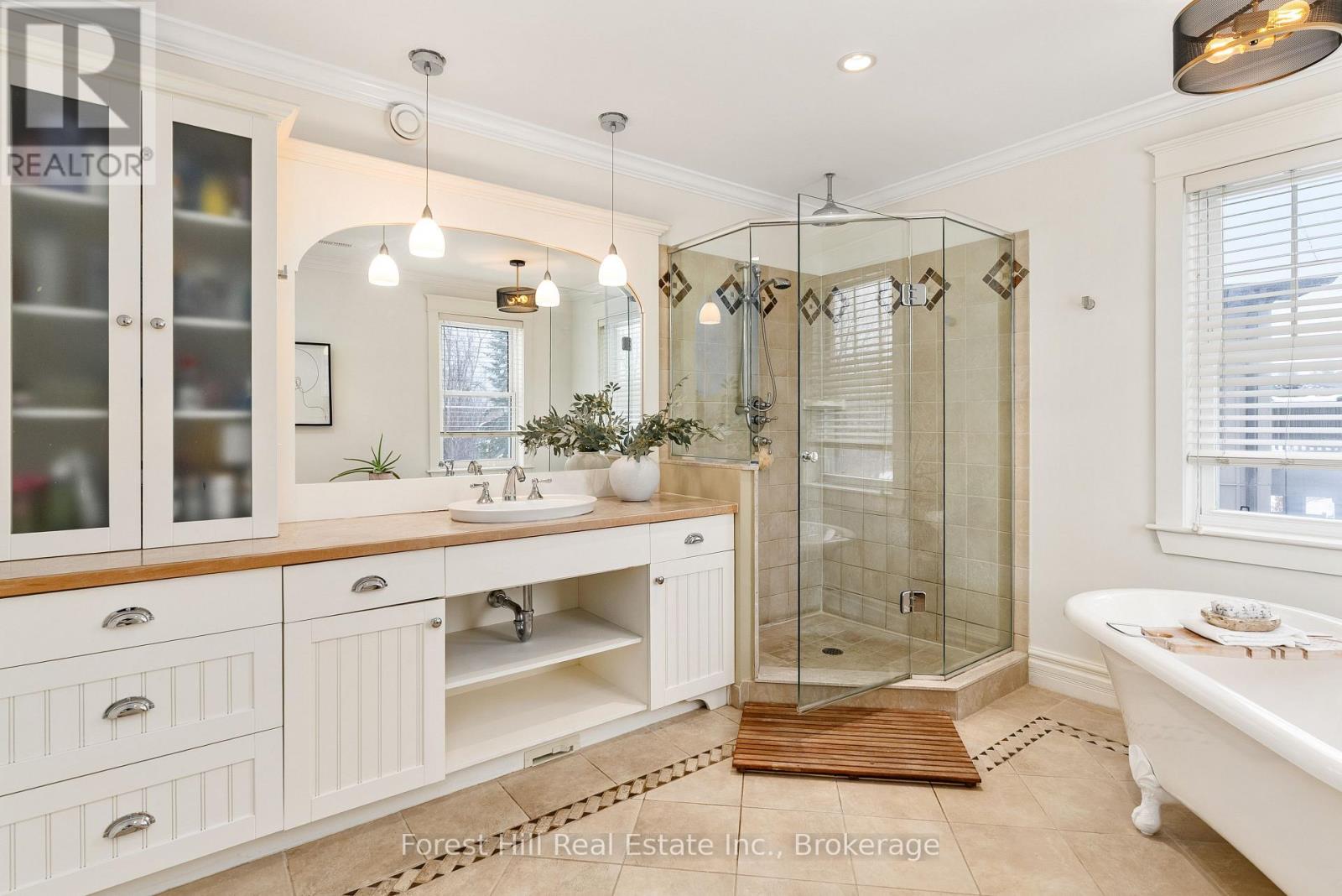 156 Snowbridge Way Property Photo 27