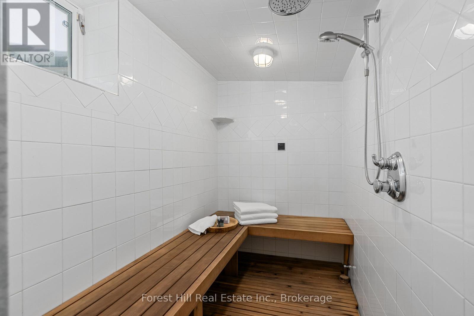 156 Snowbridge Way Property Photo 40