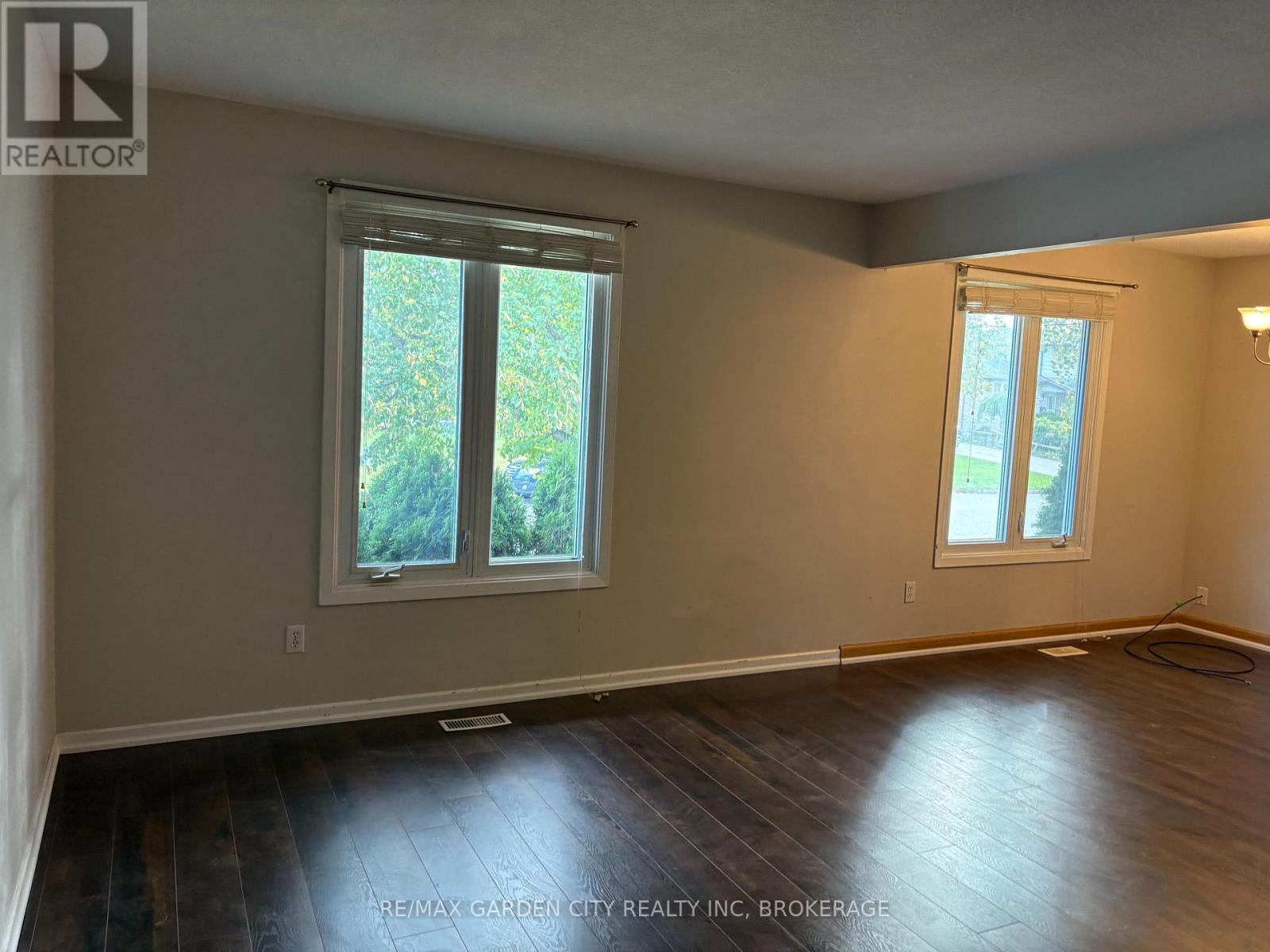 Upper - 9 Stonegate Drive Property Photo 6