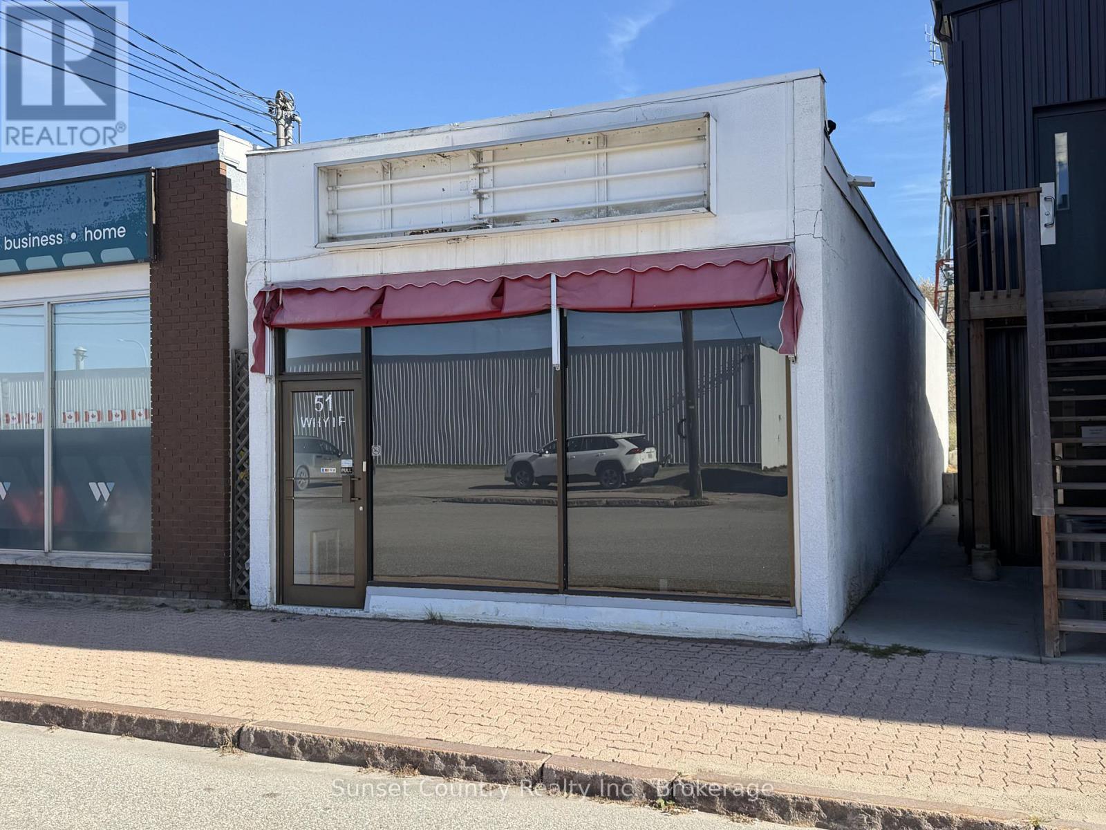 51 Whyte Avenue Property Photo 1