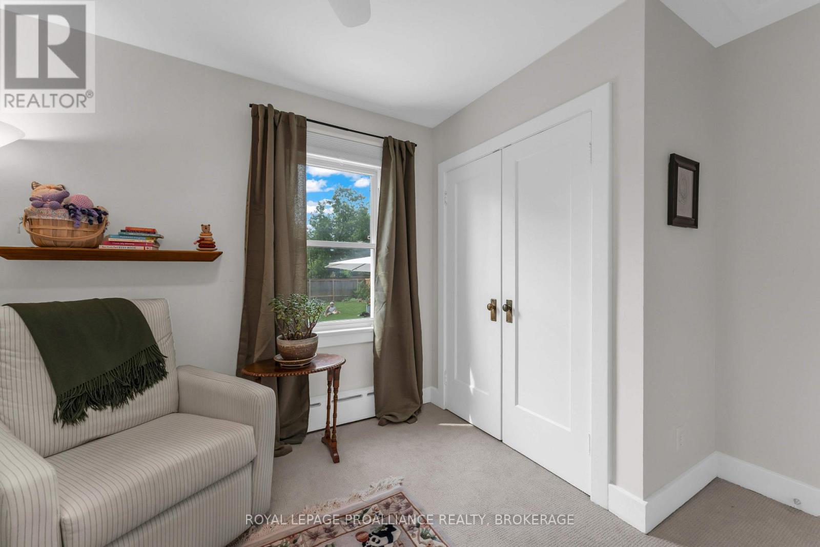 640 Brock Street Property Photo 18