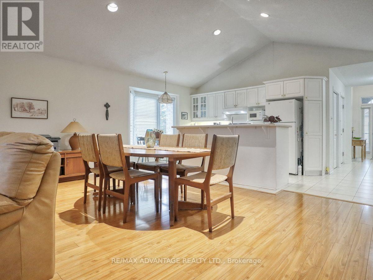 6 - 285 Mcgarrell Drive Property Photo 11