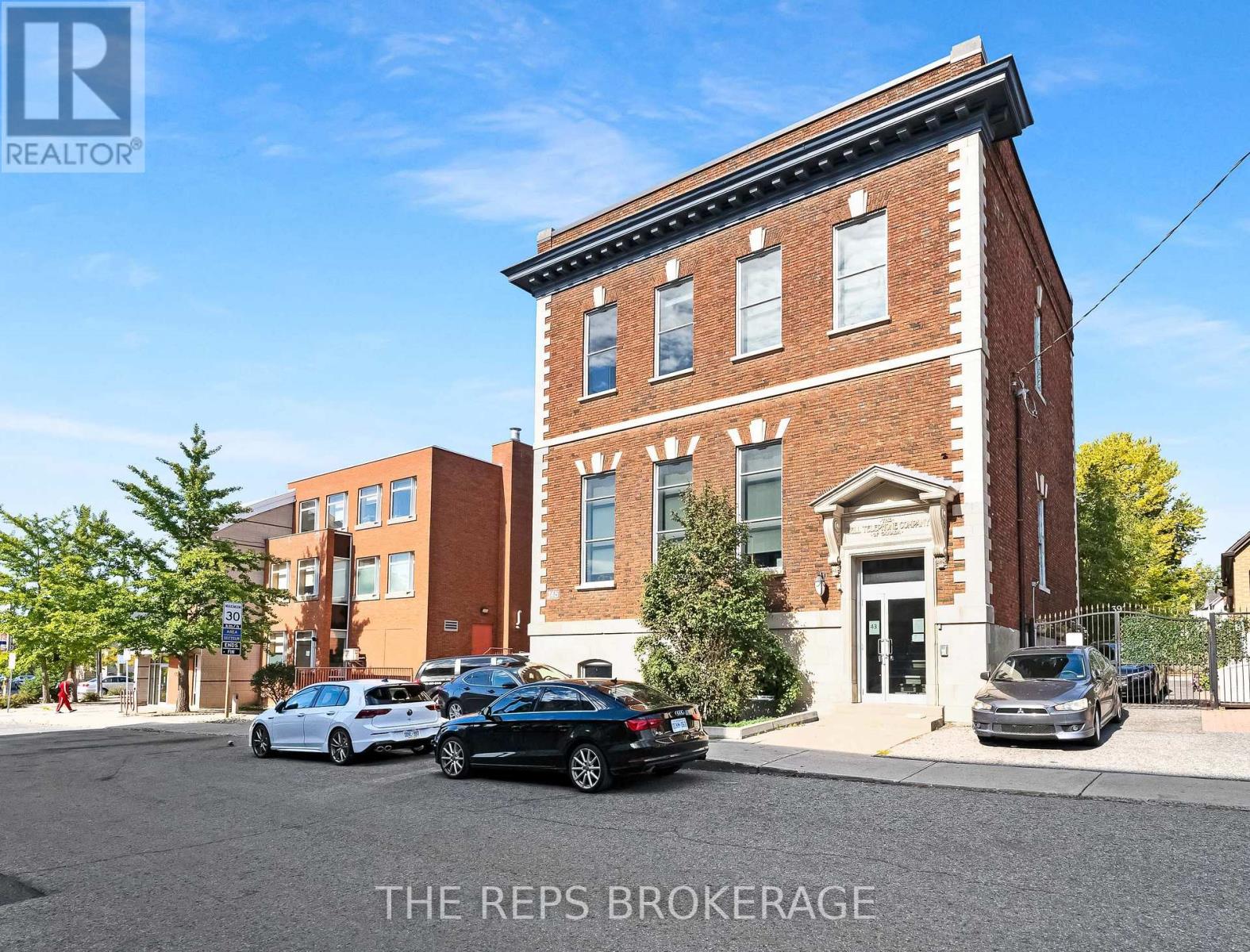 43 Eccles Street Property Photo 3