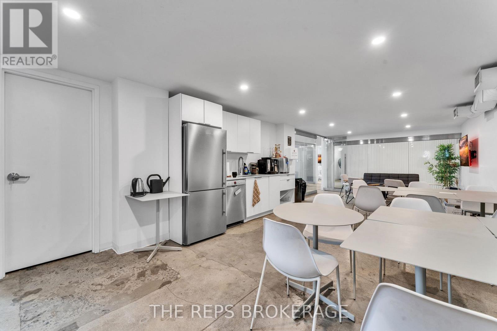 43 Eccles Street Property Photo 16