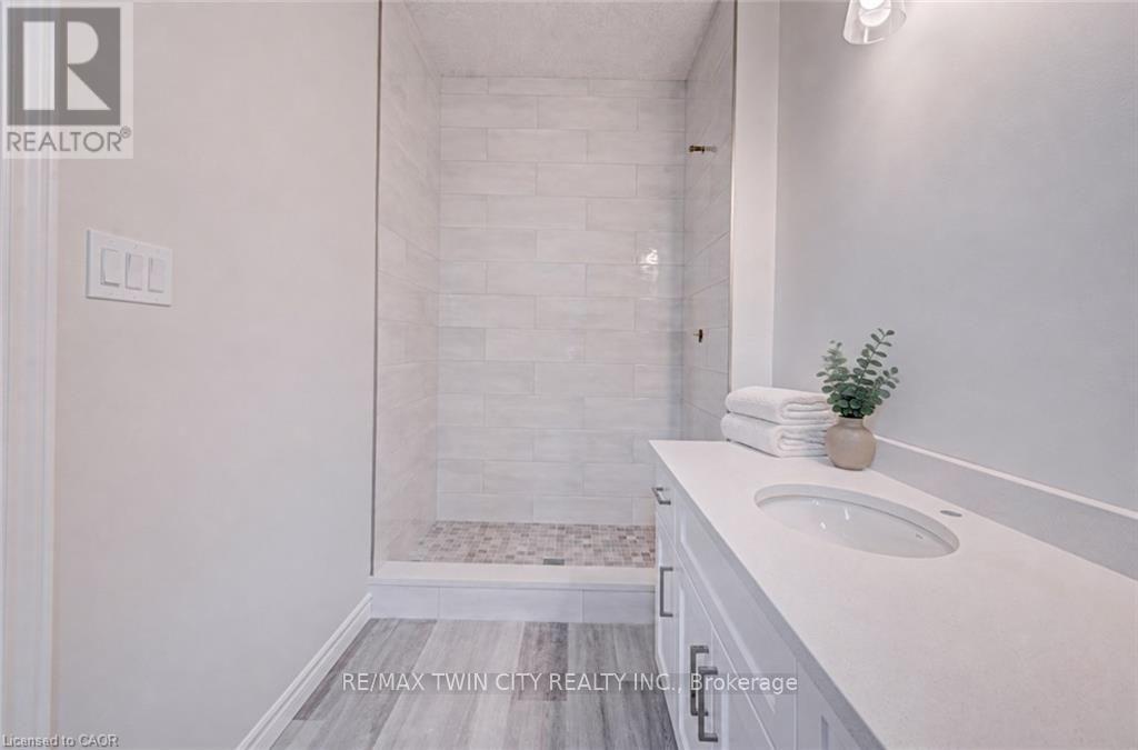 19 - 44 Main Street Property Photo 16