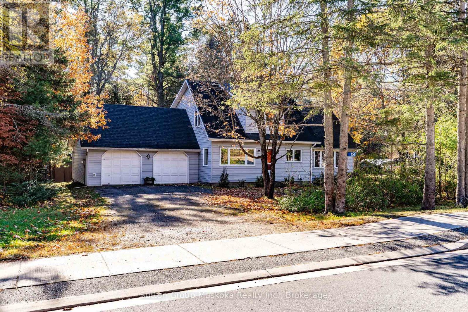 451 Muskoka Rd #10 Road Property Photo 1