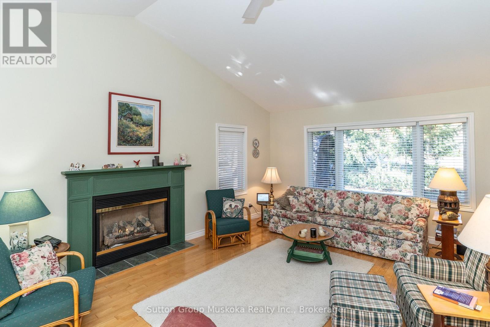 451 Muskoka Rd #10 Road Property Photo 20