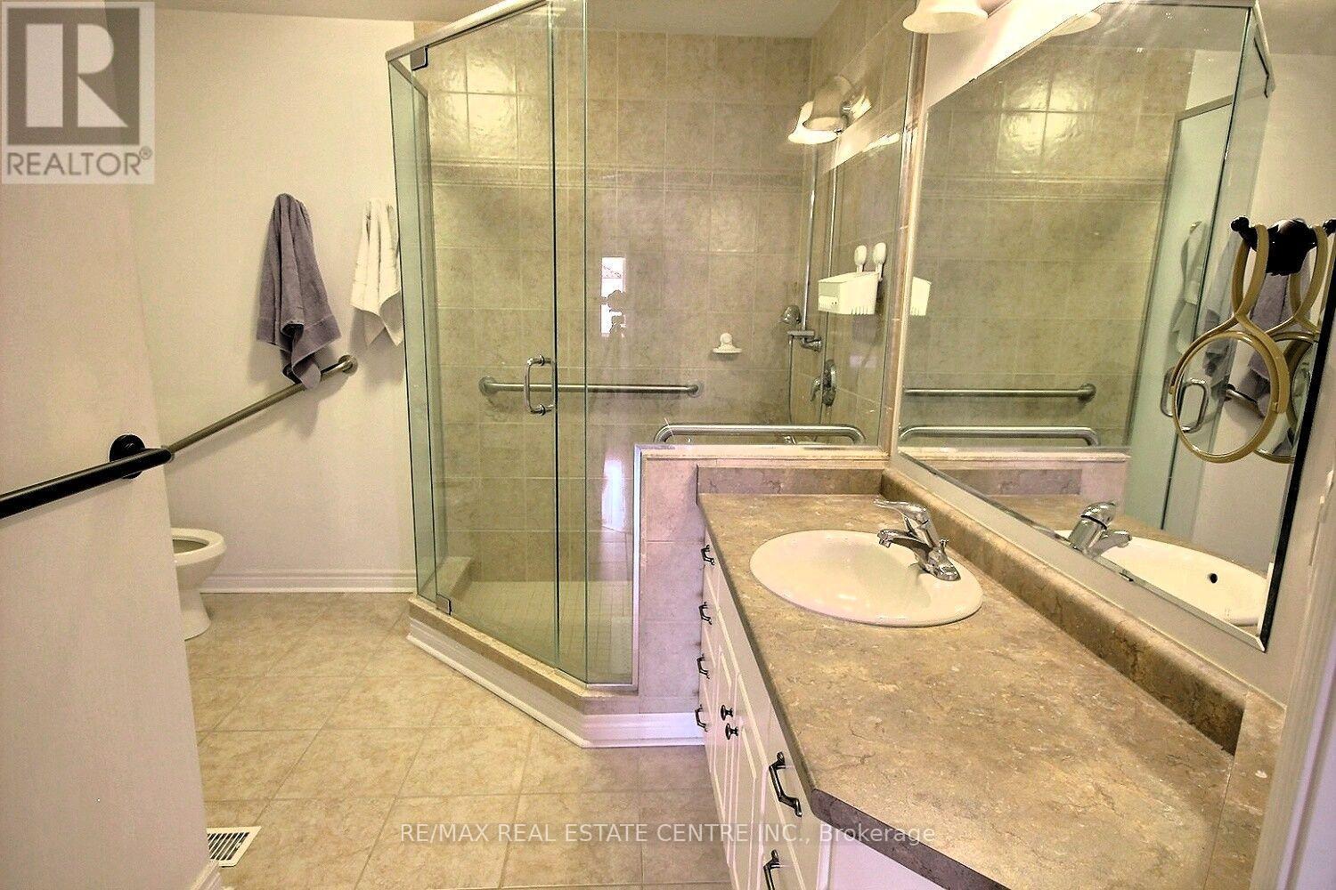 755 Willow Road Property Photo 15