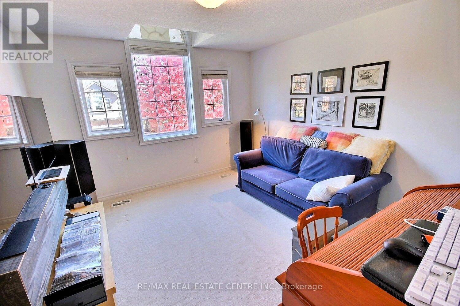 755 Willow Road Property Photo 18