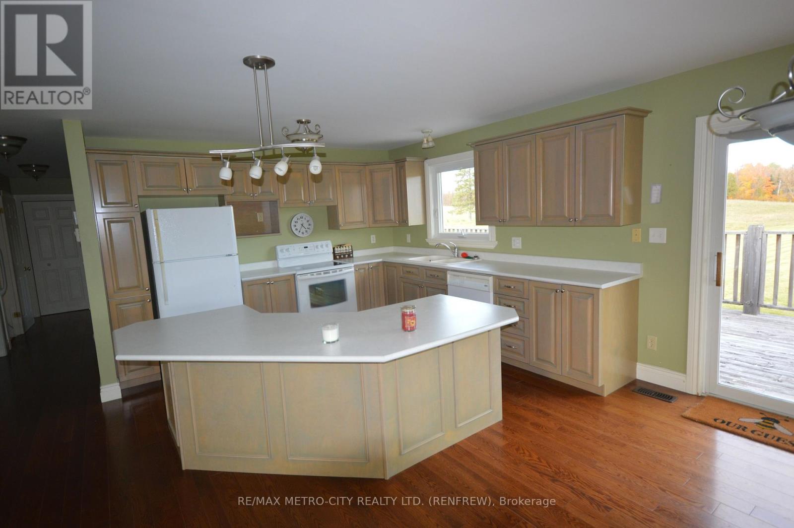 304 Mansel Hill Road Property Photo 4