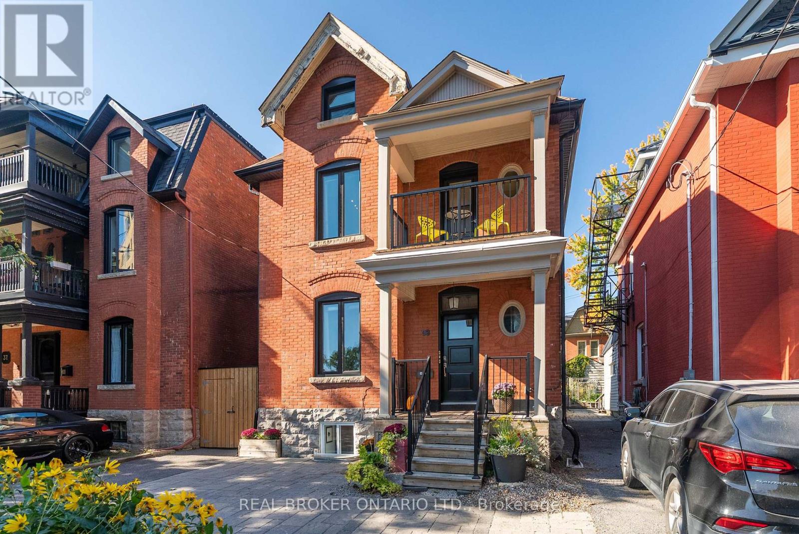 33 ARGYLE AVENUE Property Photo 1