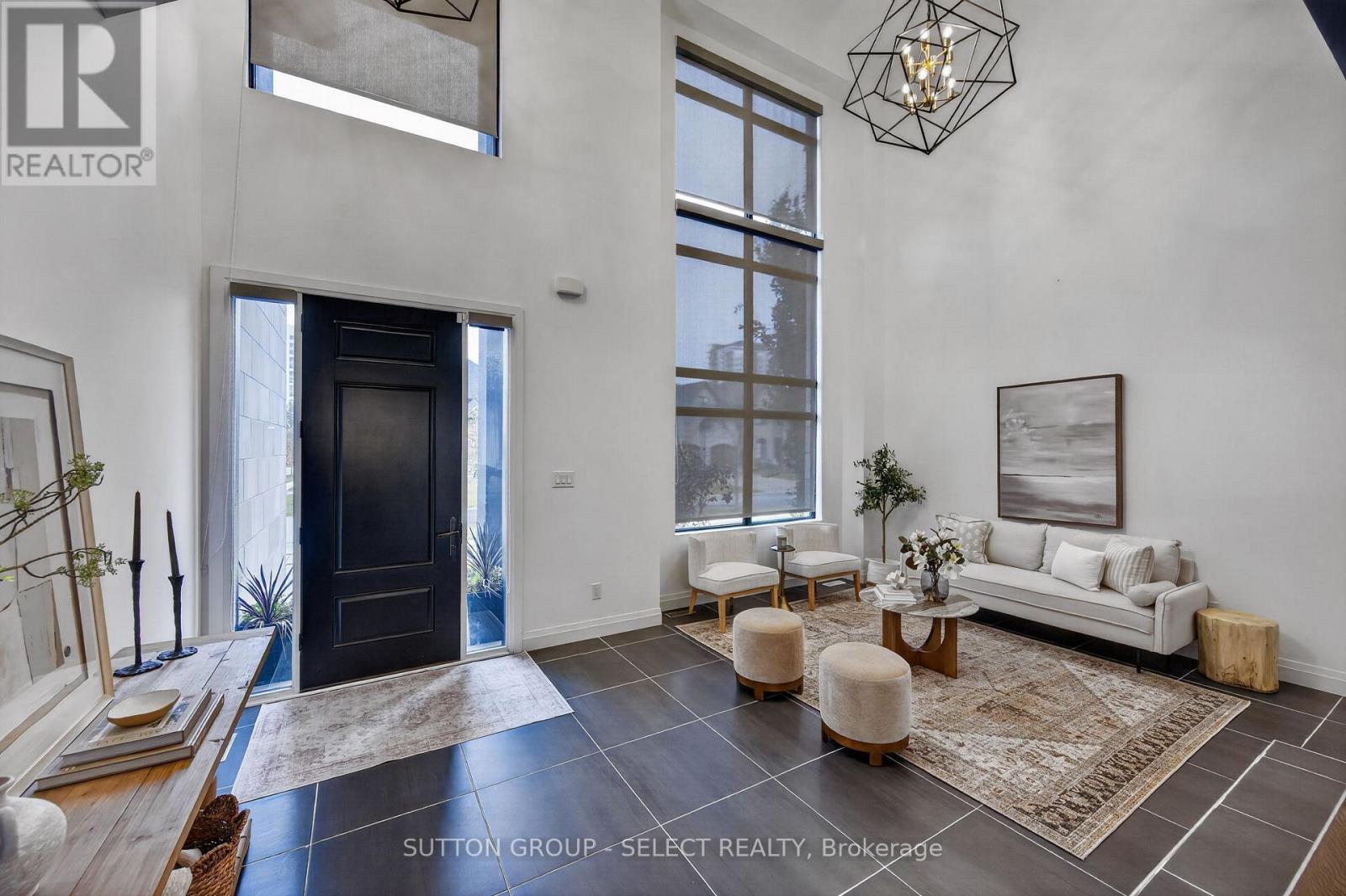 744 Hickorystick Key Property Photo 3
