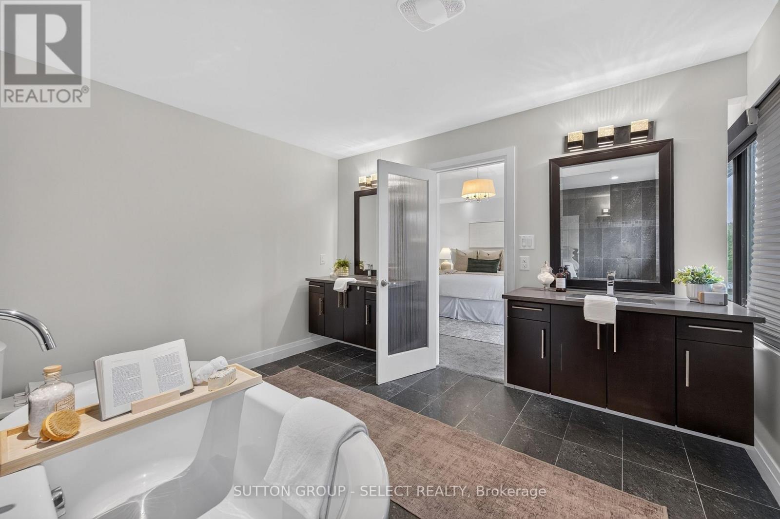744 Hickorystick Key Property Photo 25