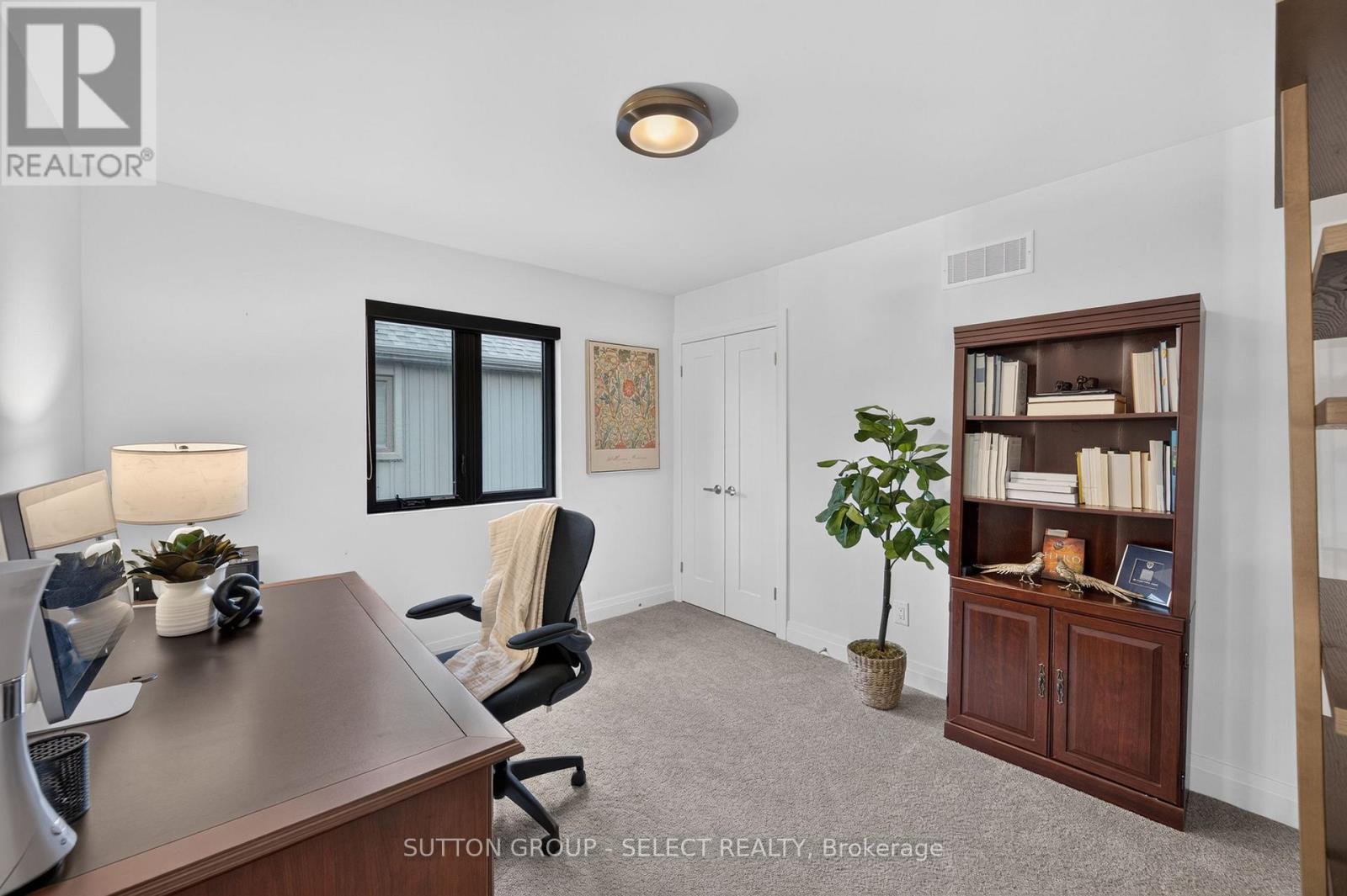 744 Hickorystick Key Property Photo 32