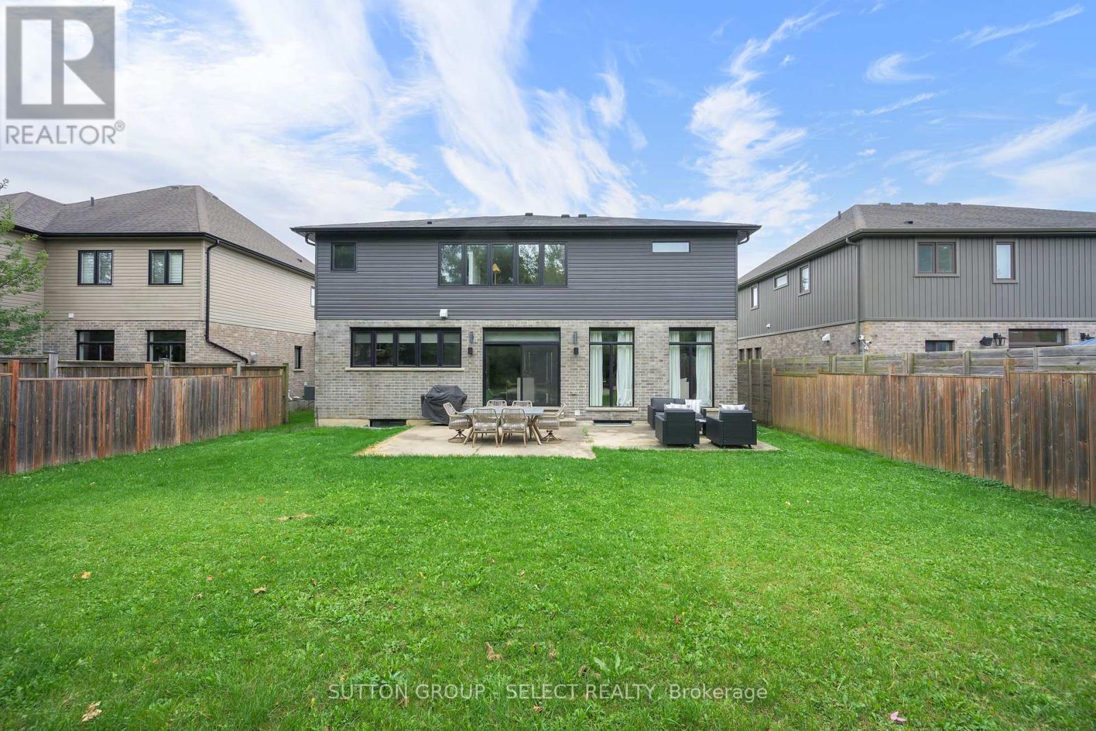 744 Hickorystick Key Property Photo 46