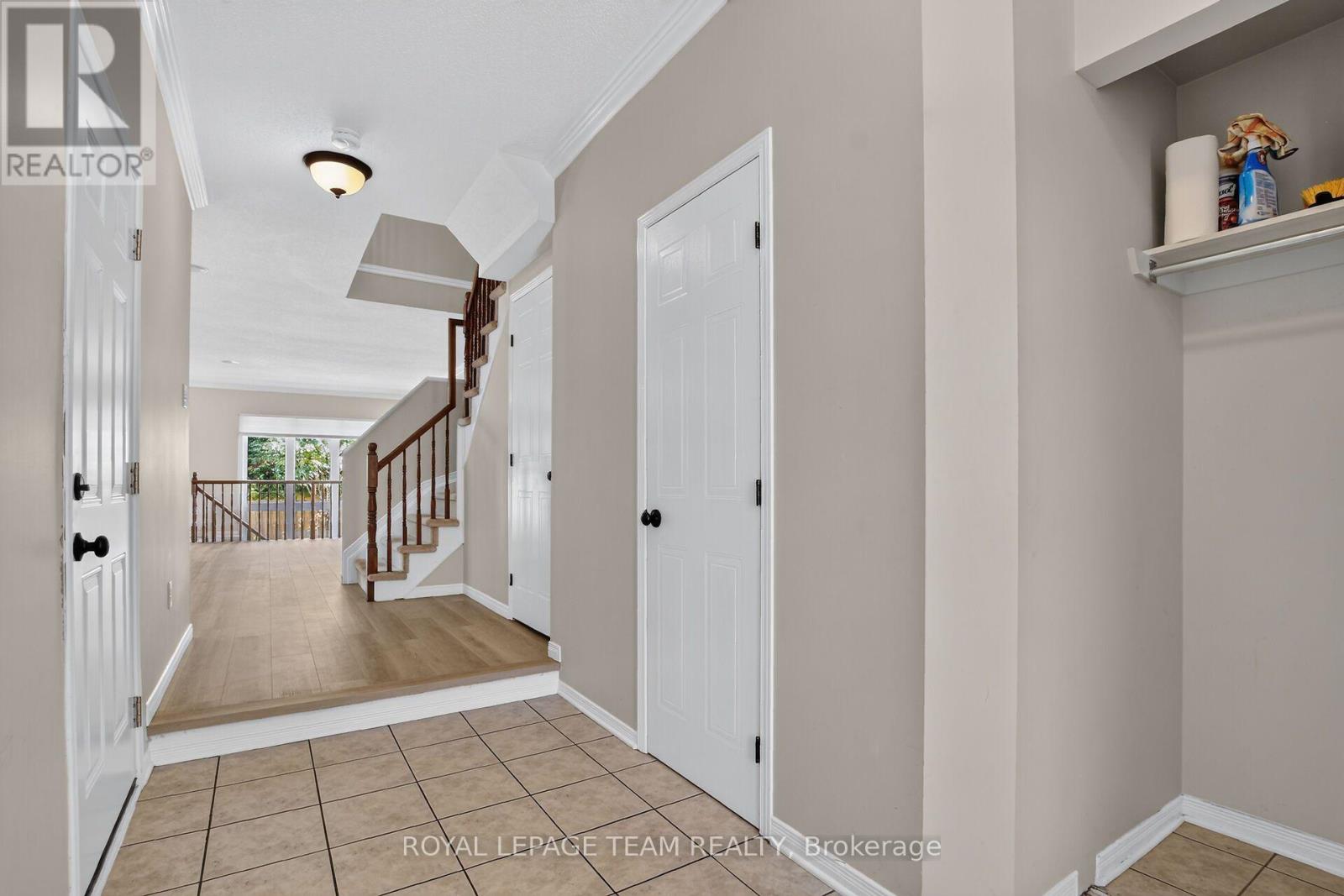 3 Chantilly Gate Property Photo 4