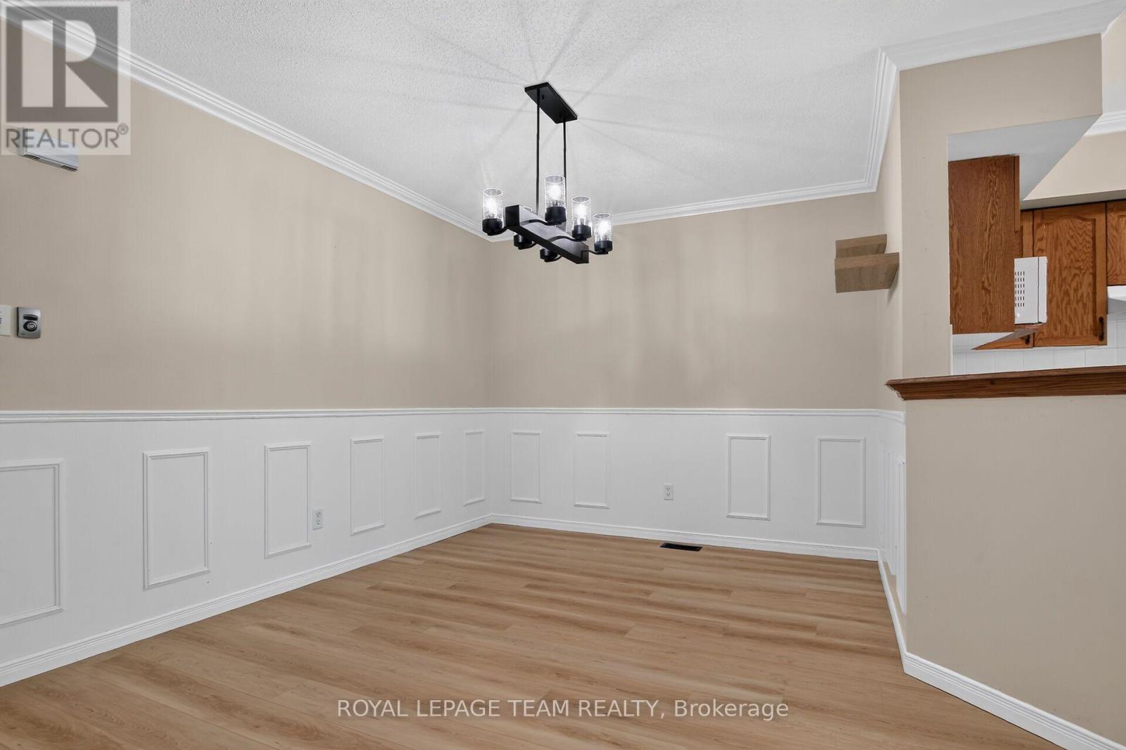 3 Chantilly Gate Property Photo 5