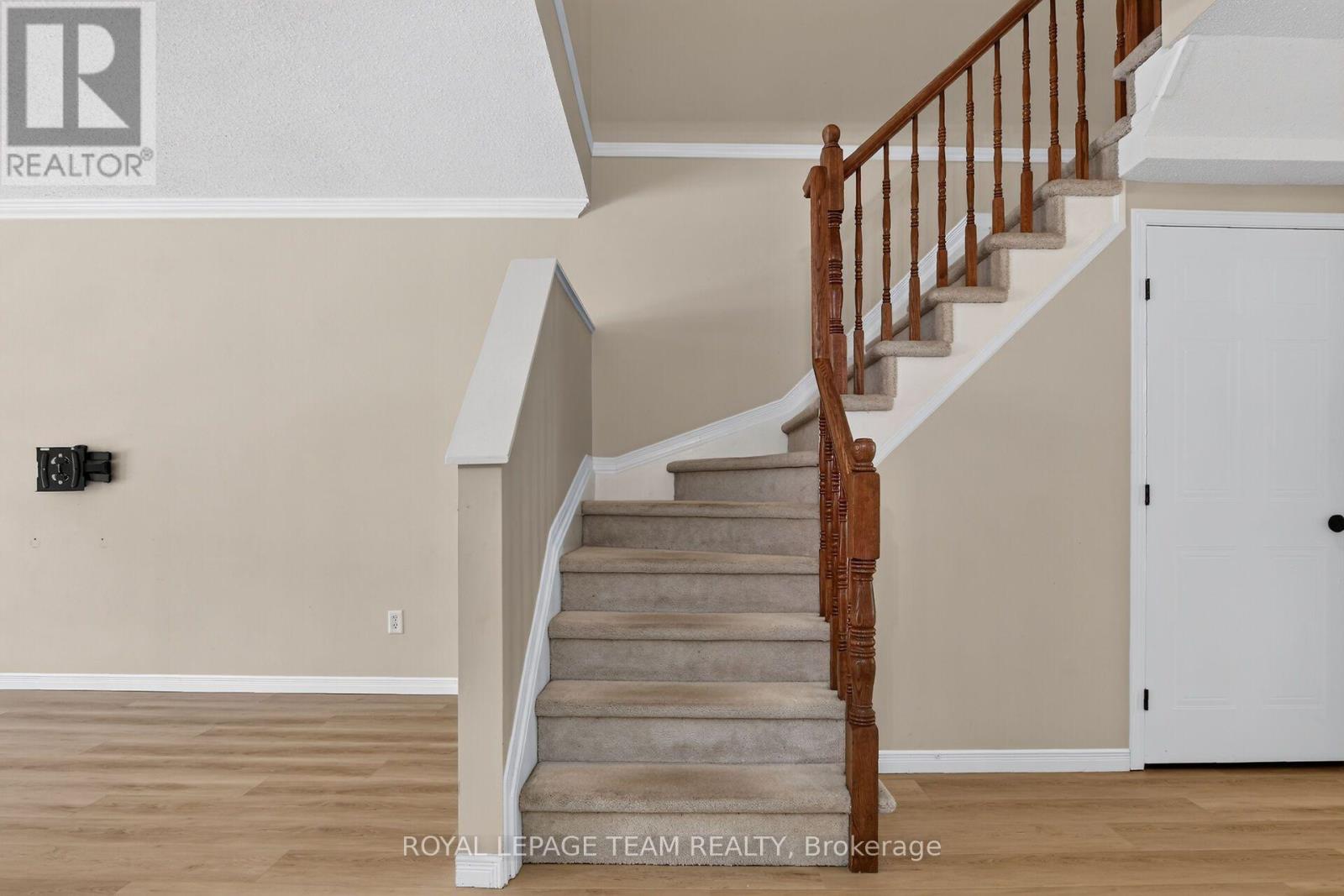 3 Chantilly Gate Property Photo 16
