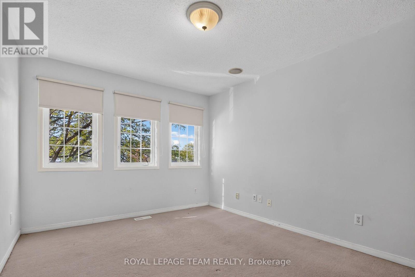 3 Chantilly Gate Property Photo 27
