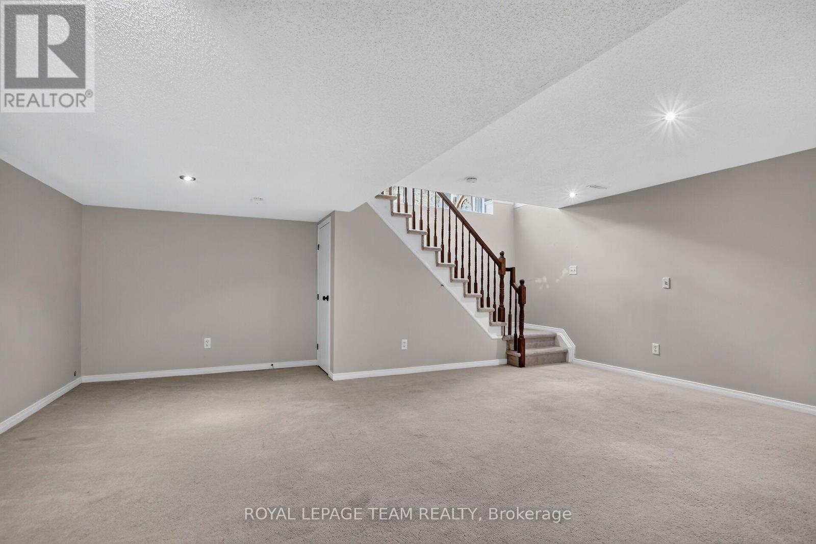 3 Chantilly Gate Property Photo 33