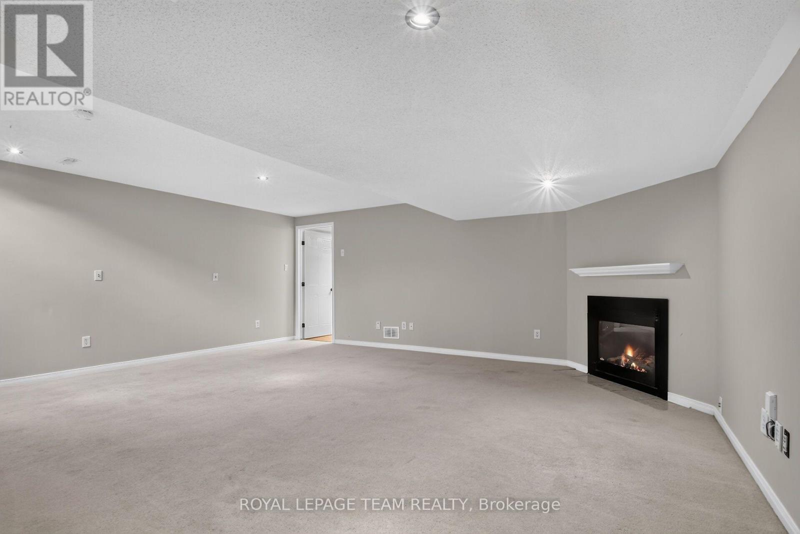 3 Chantilly Gate Property Photo 34