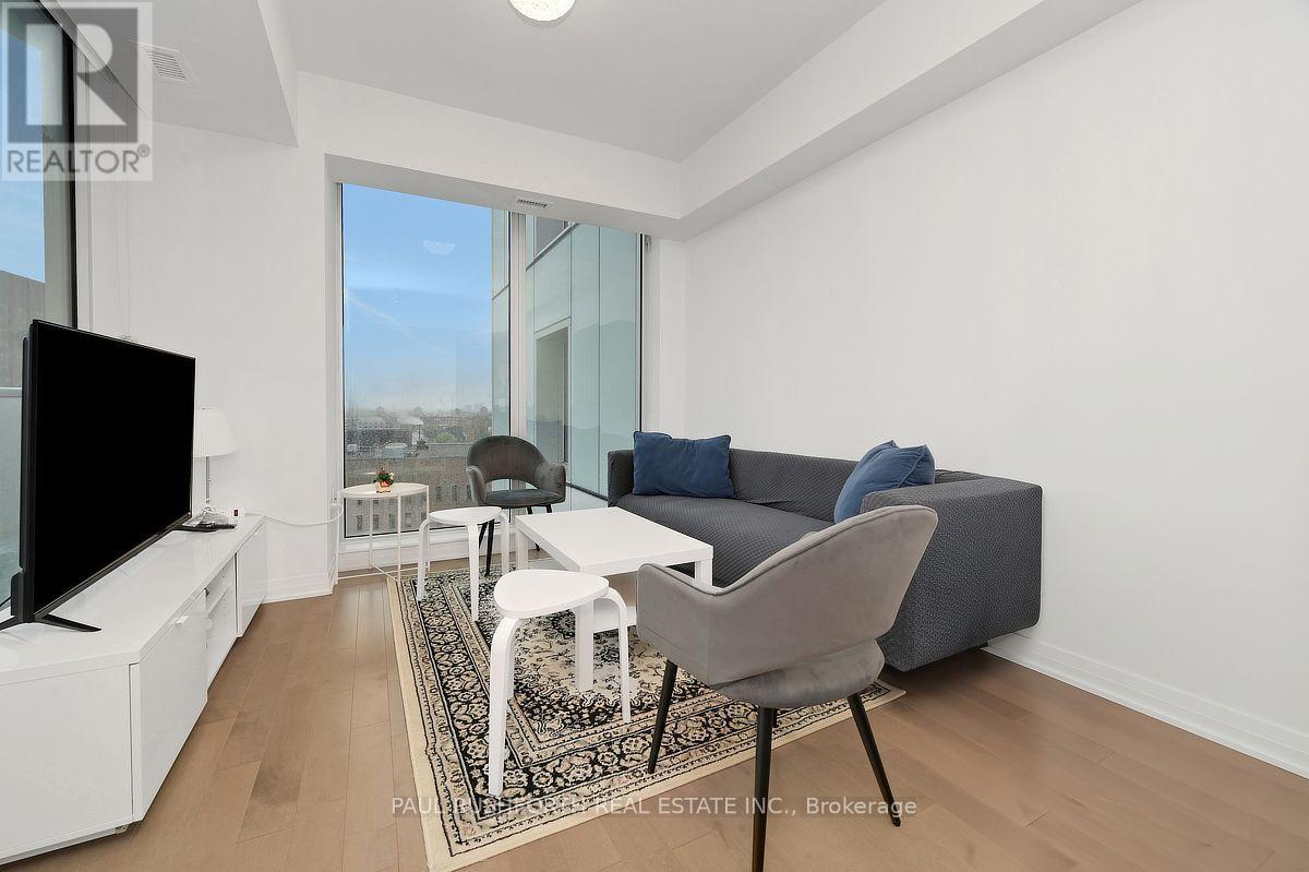 1401 - 805 Carling Avenue Property Photo 11