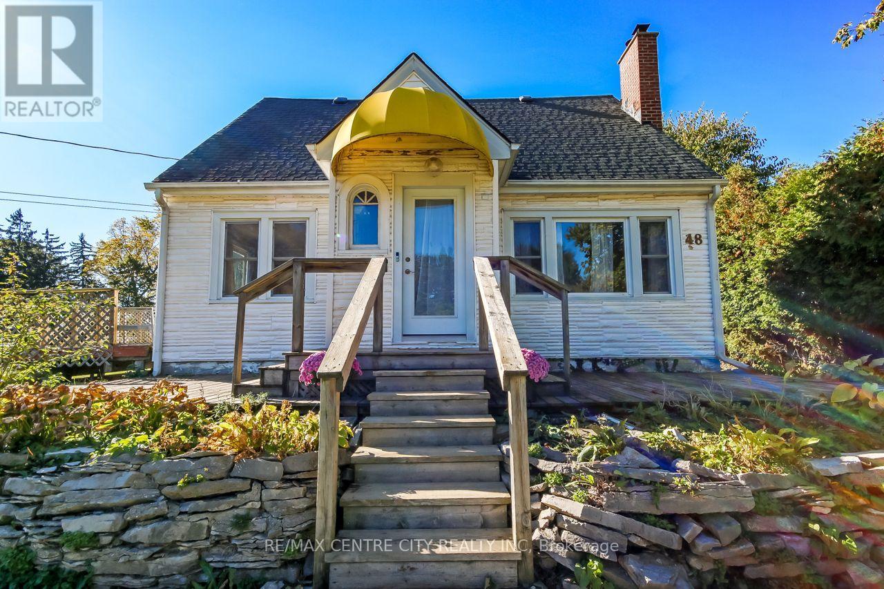 48 South Valerie Street Property Photo 2