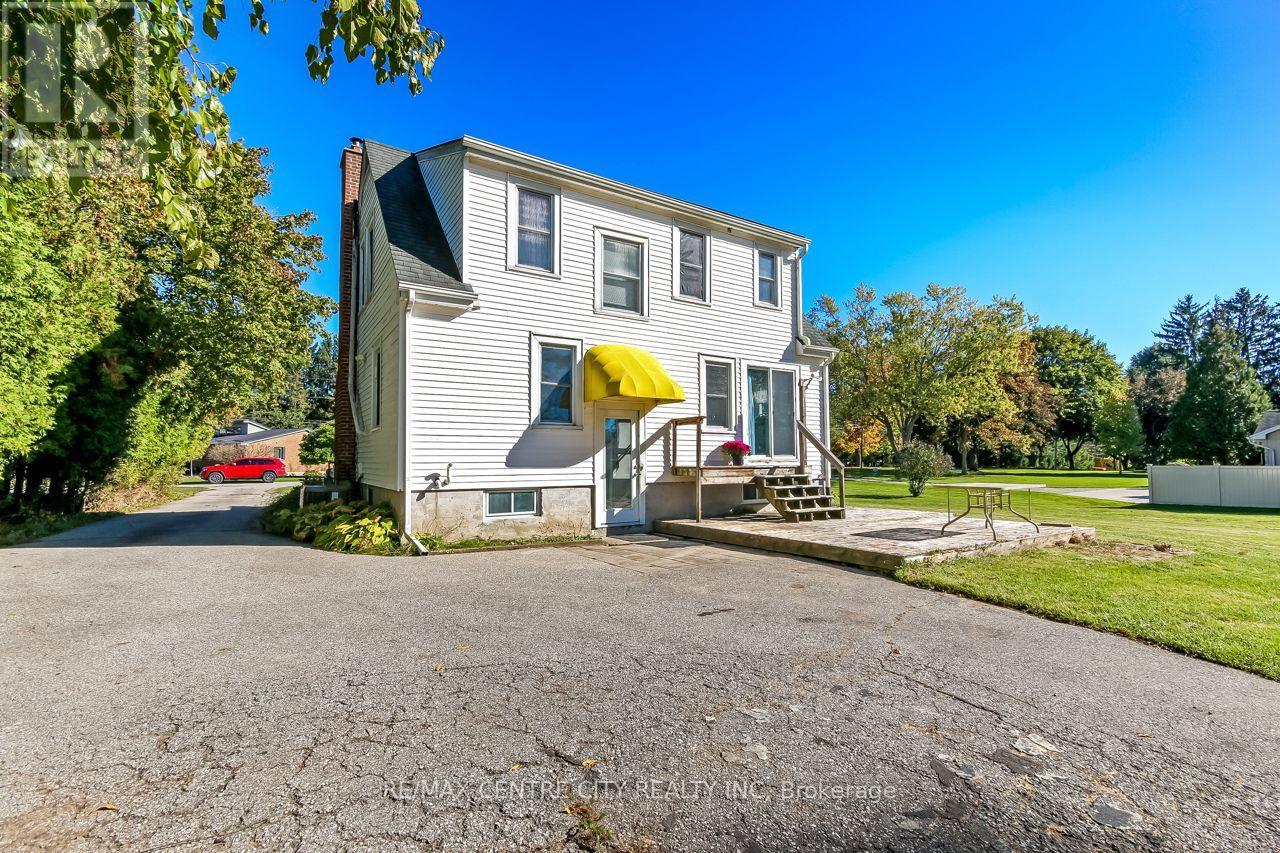 48 South Valerie Street Property Photo 24