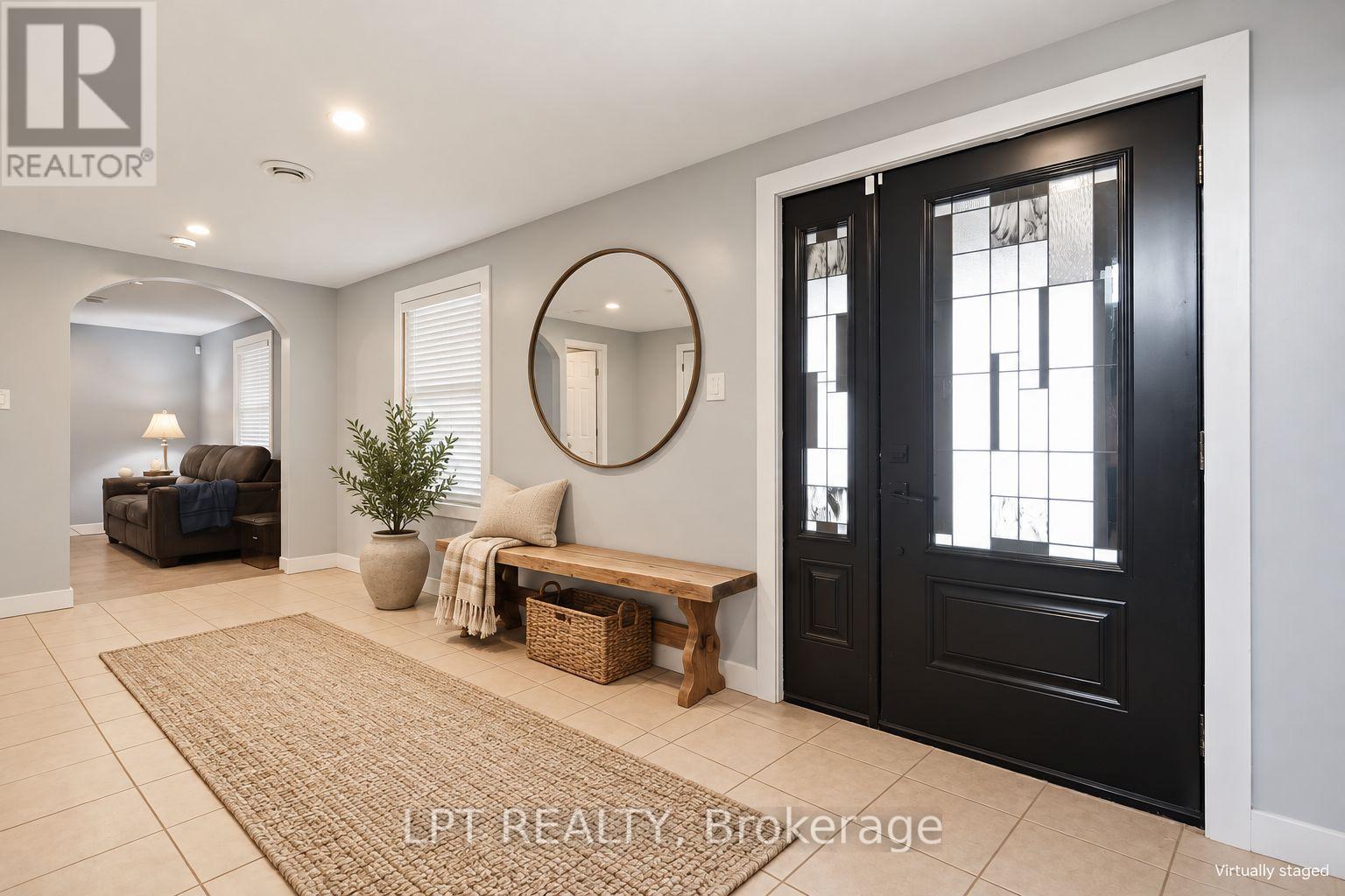 808 Elginfield Road Property Photo 3