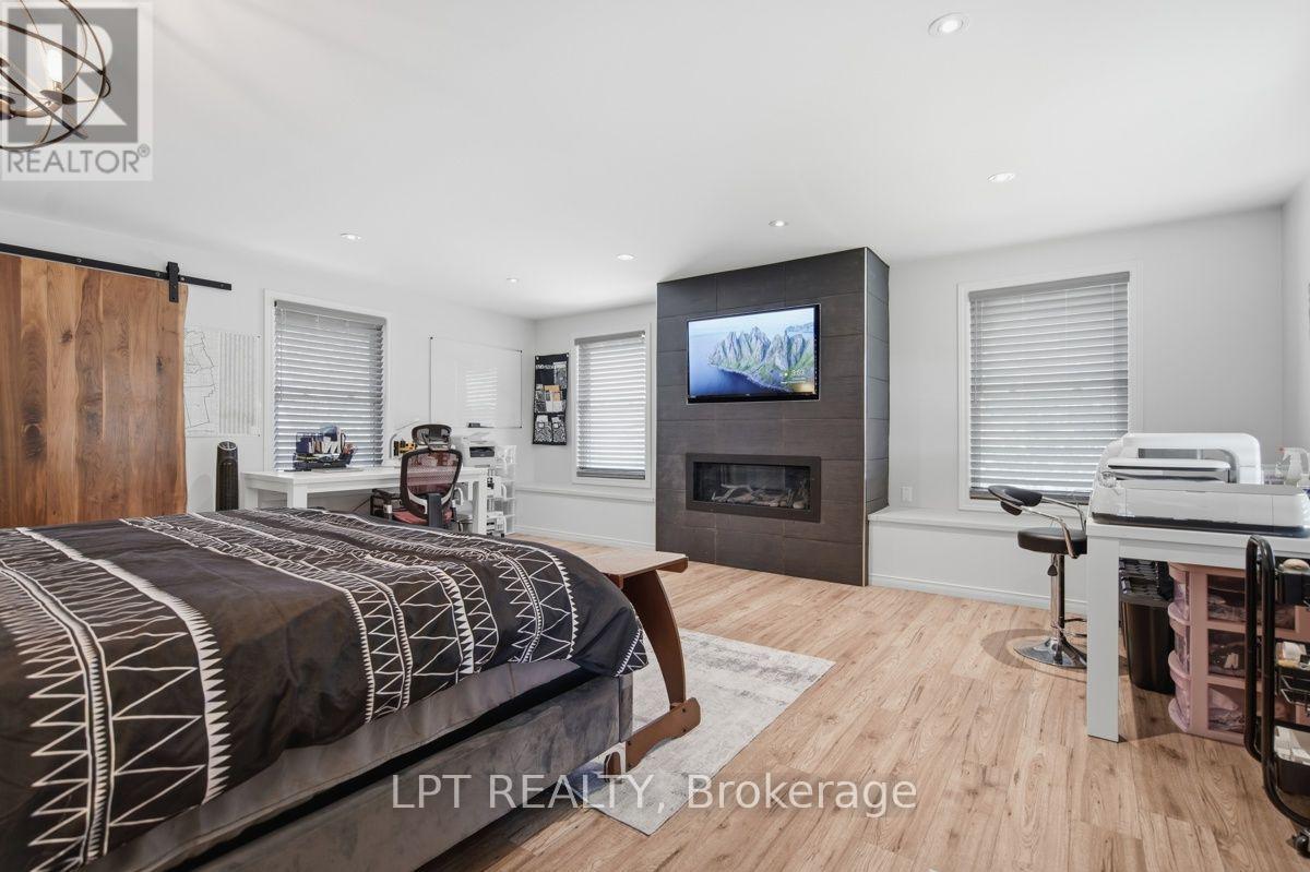 808 Elginfield Road Property Photo 16