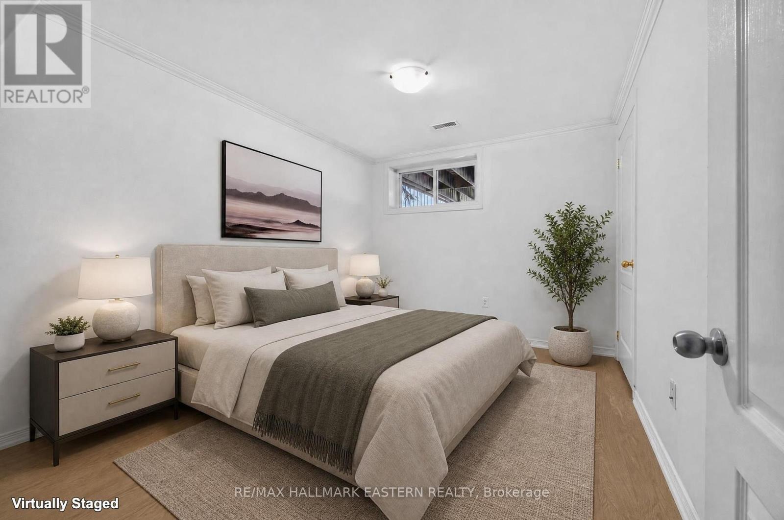 656 Clancy Crescent Property Photo 35