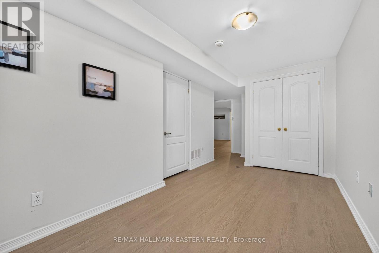 656 Clancy Crescent Property Photo 40