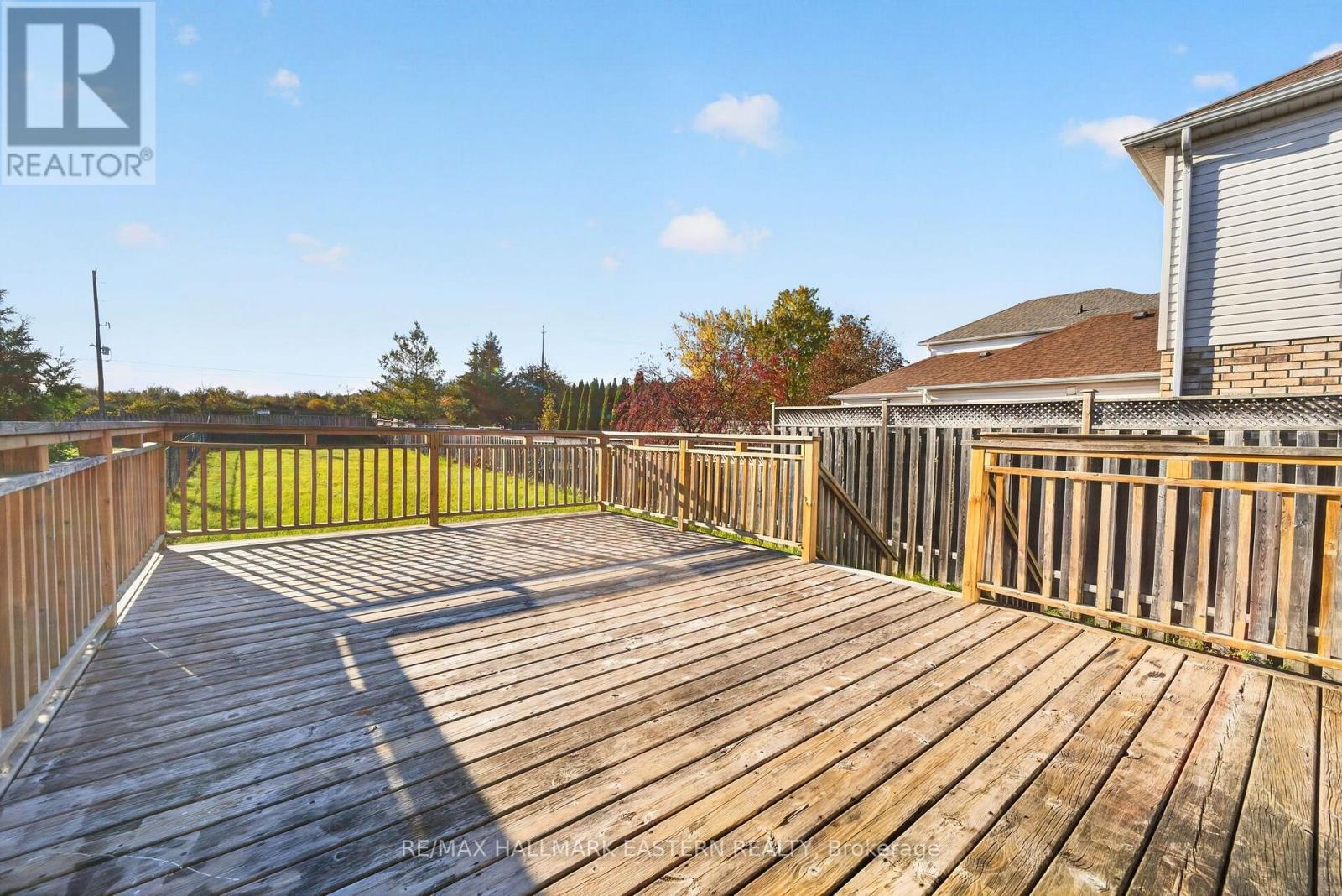 656 Clancy Crescent Property Photo 44