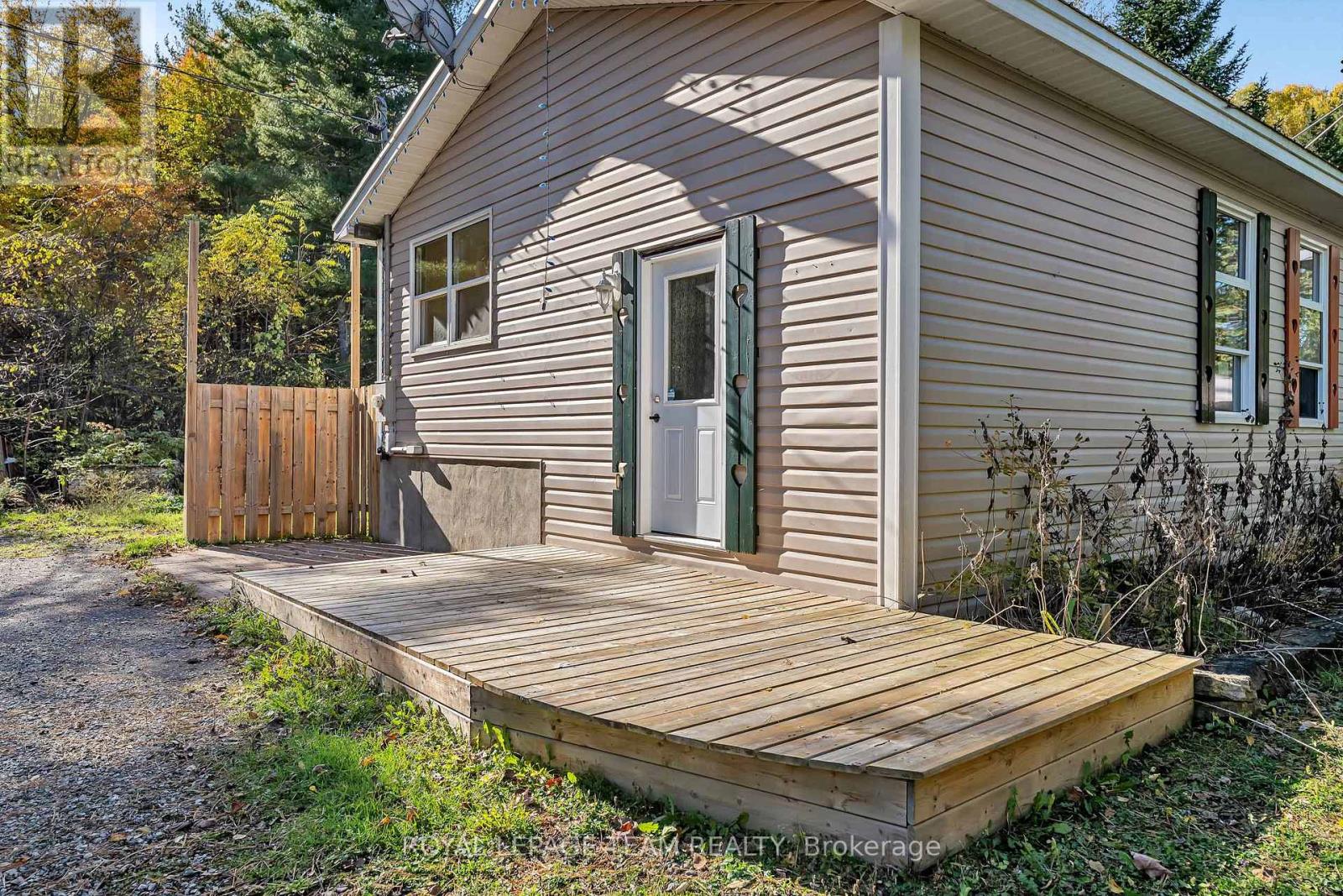 641 Harper Road Property Photo 7