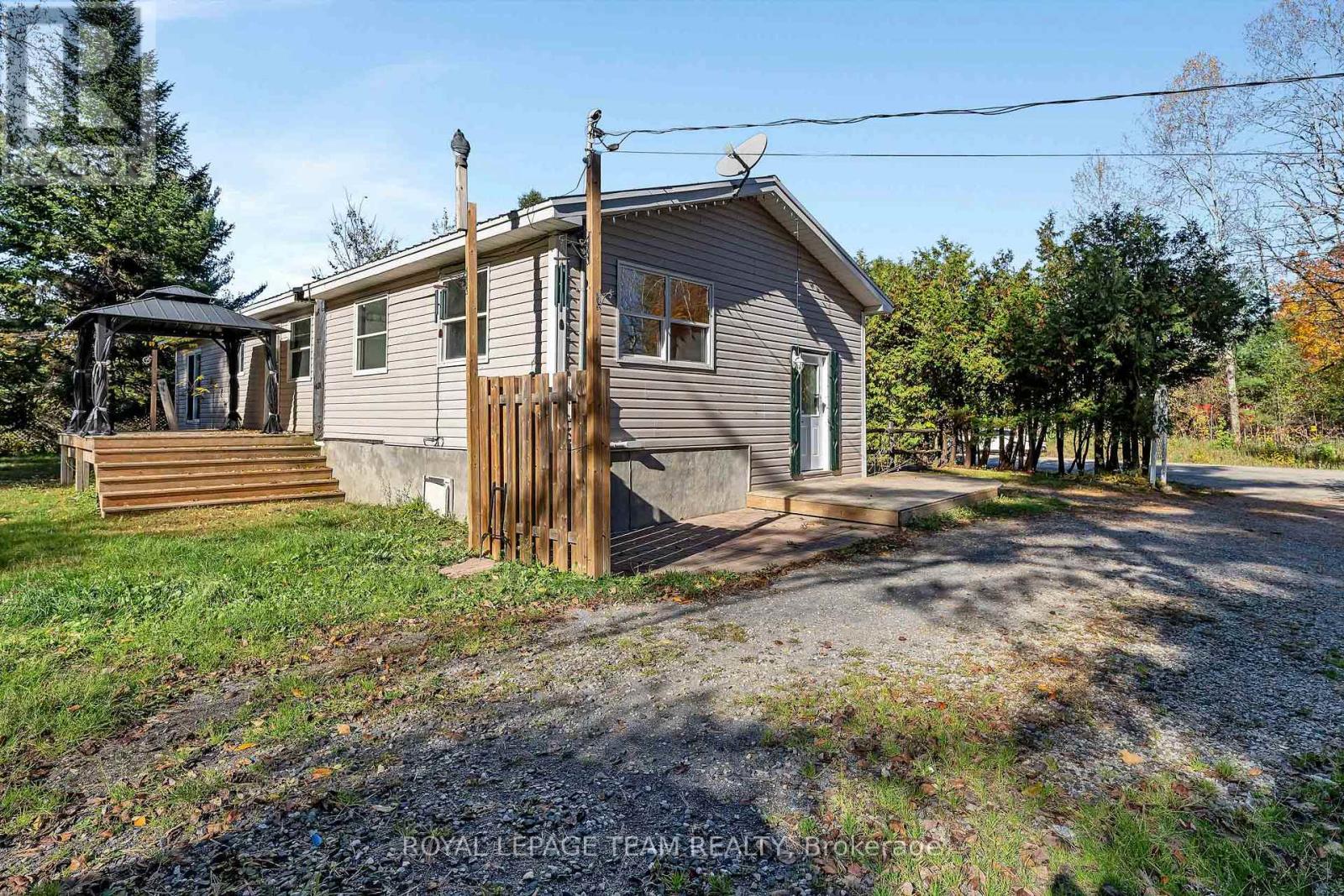 641 Harper Road Property Photo 8