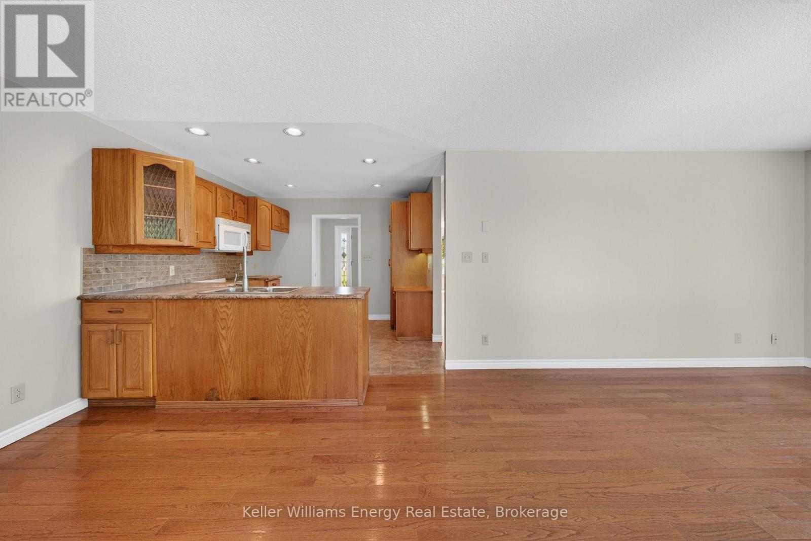 658 Ridge Road Property Photo 23