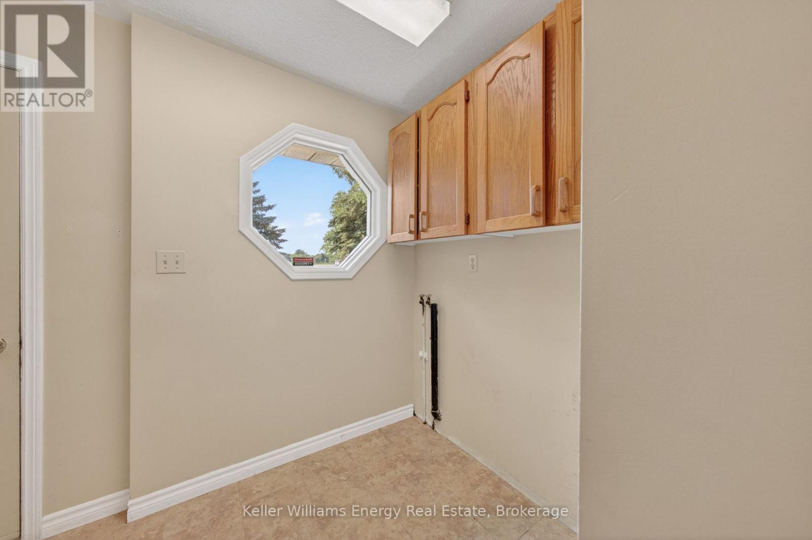 658 Ridge Road Property Photo 33