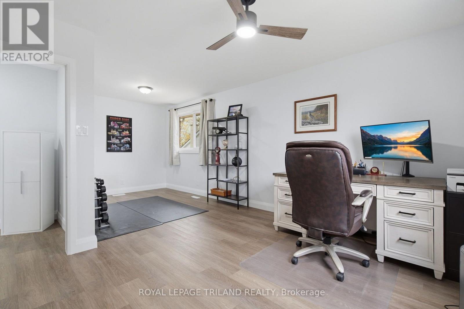Upper - 27 Aldborough Avenue Property Photo 19